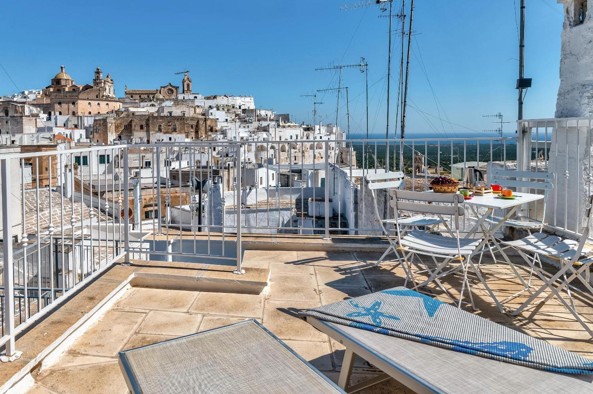 Апартаменты Ostuni Style - 2 Terraces With Sea Views Экстерьер фото